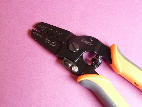 The Best Manual Crimping Pliers for Dupont, PH, XH, JST... Iwiss IWS-2820M