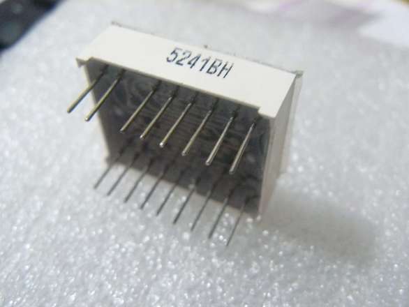 2 Digit 14 Segment Display with Decimals