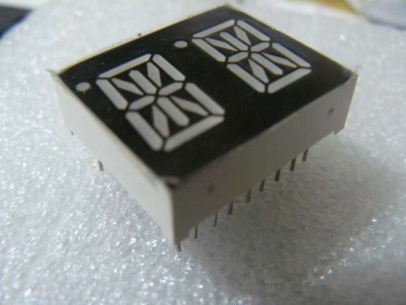 2 Digit 14 Segment Display with Decimals