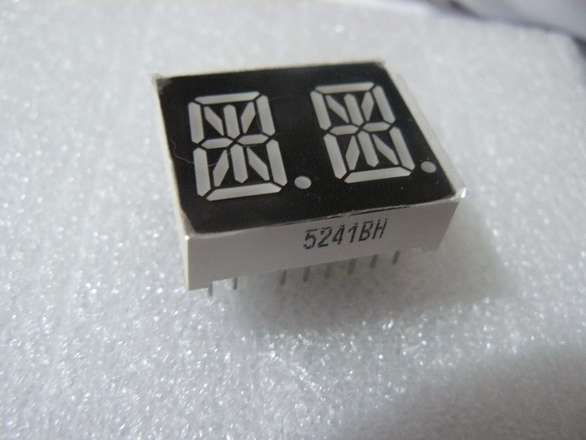 2 Digit 14 Segment Display with Decimals