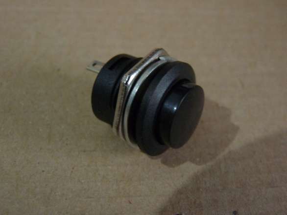 Momentary Push Button (16mm Hole Size)
