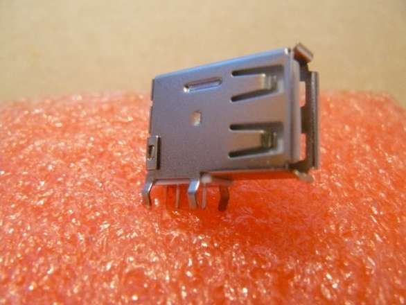 USB-A Female Vertical Through Hole Socket