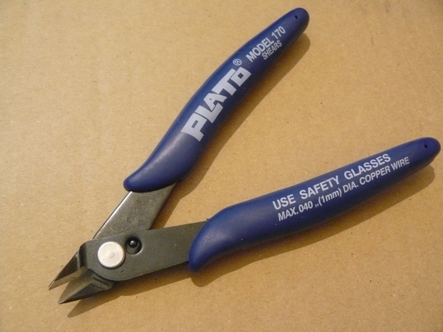 Flush Cutter Pliers