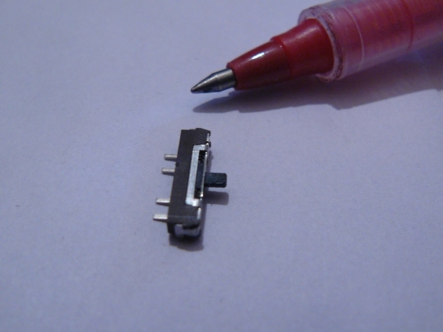(2 of) Very Miniature Momentary Slide Switch (SMD)