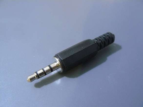 3.5mm Stereo+Mic ( TRRS ) Audio (Headphone) Plug