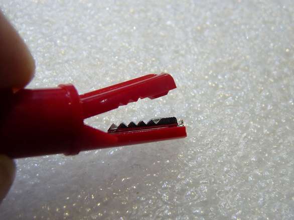 Pair of Bananagator  Banana Plug to Alligator Clip Converter