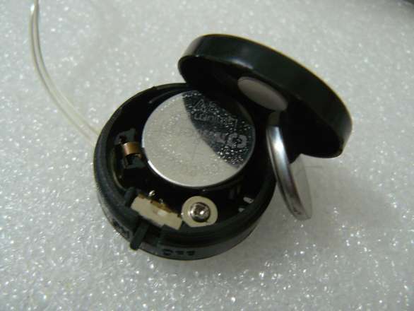 Dual CR2032 (etc) Button Cell Holder - Line, Switched, Series, Round Type
