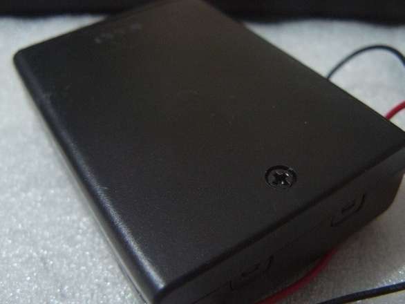AA Battery 3 Cell Series Holder with Lid, Screw and Switch