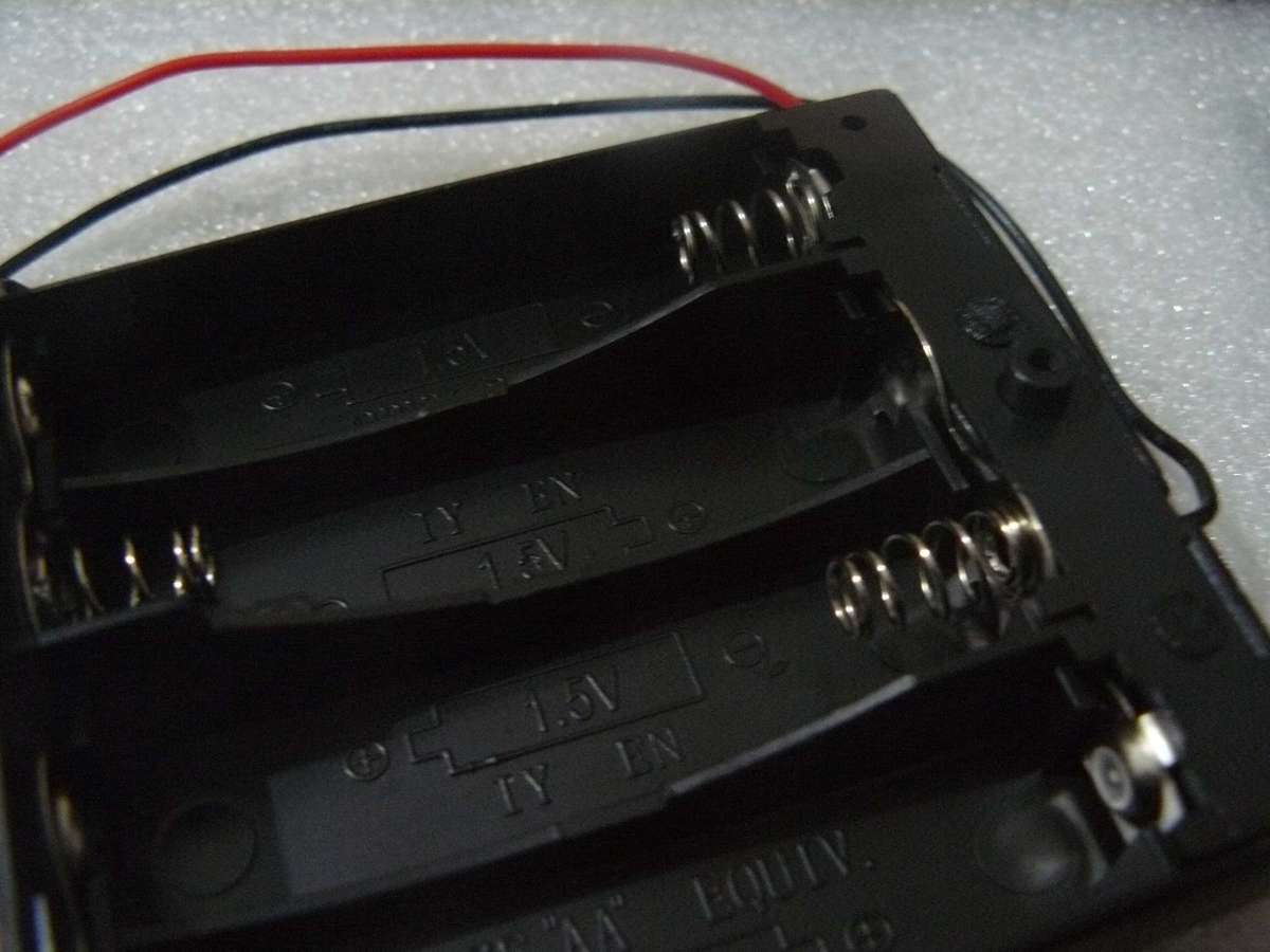 AA Battery 4 Cell Series Holder with Lid, Screw and Switch Buy