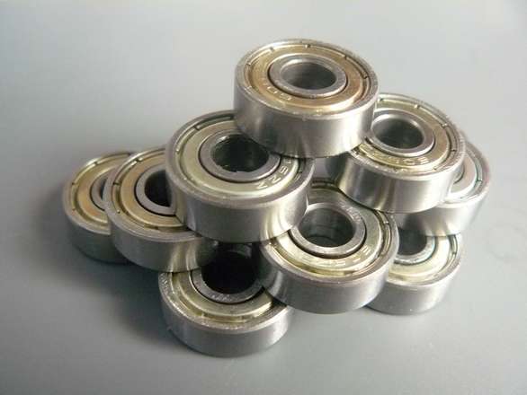 606ZZ 6mm (inside) roller bearing.