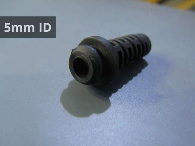 5mm Black Flexible Rubber Strain Relief