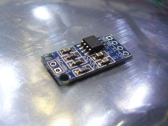 Bus (CANBus) Differential Transceiver TJA1050 - Could be Used For Long UART