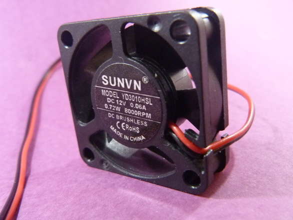 Axial Fan - 12v - 3010 Fan - 30mm x 30mm x 10mm Thick - Common Extruder Fan