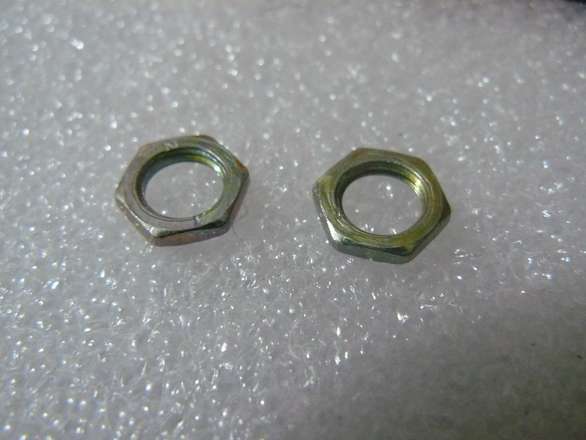 (10 of) Common Potentiometer / Encoder Nut