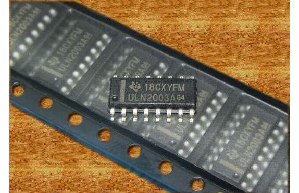 (2 of) ULN2003A ULN2003 Darlington Transistor Array - Surface Mount