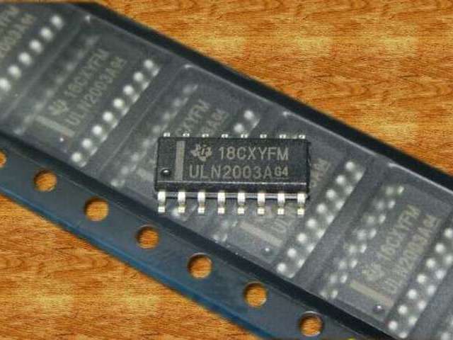 (2 of) ULN2003A ULN2003 Darlington Transistor Array - Surface Mount