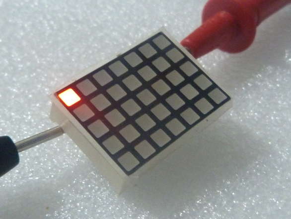 Mini LED Matrix Display - Red - 5x7 "Pixels" - 20x29mm