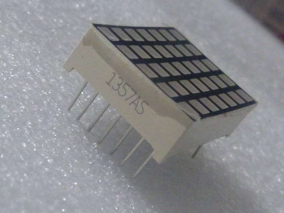 Mini LED Matrix Display - Red - 5x7 "Pixels" - 20x29mm