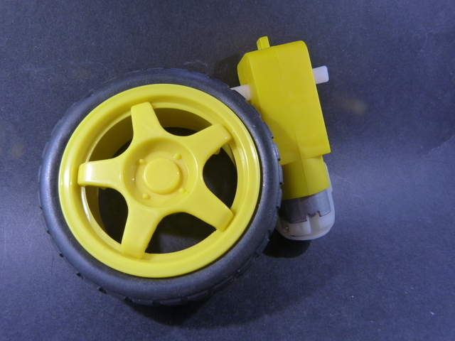 Plastic DC Gear Motor Dual Axle Common Biaxial Yellow Gearmotor With Wheel