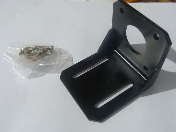 NEMA 17 Bracket With Screws