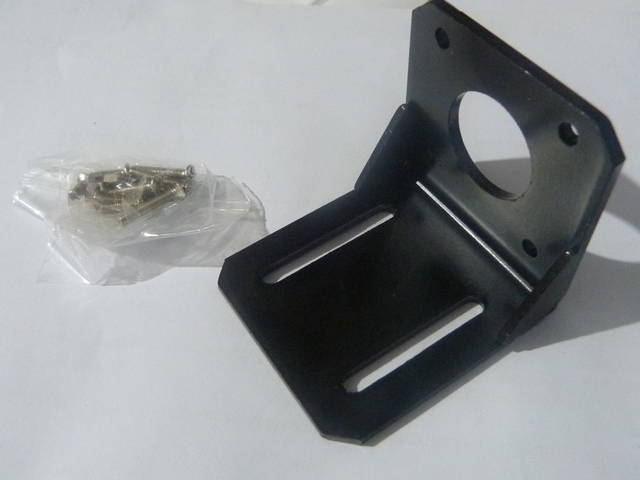 NEMA 17 Bracket With Screws