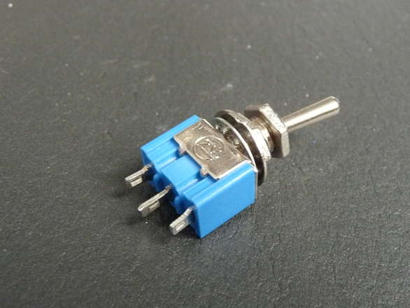 SPDT Center Off - Small Panel Mount Toggle Switch 6mm Thread