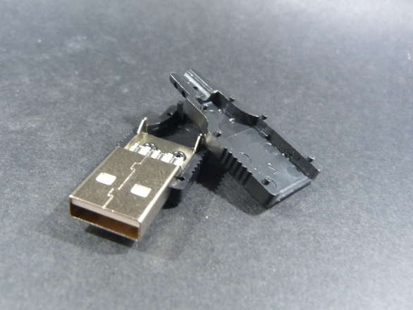 USB Type-A Male Solderable Plug ( Glue Togethor Shell )