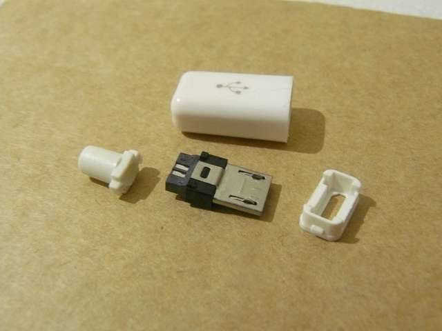 USB Micro-B Male Plug Solderable, White