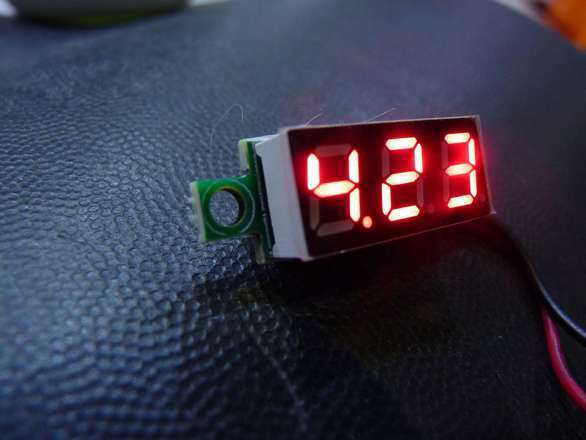 Voltmeter 3-40V, 2 Decimal Places, Mini