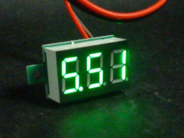 Voltmeter 3-30V, 2 Decimal Places, Green