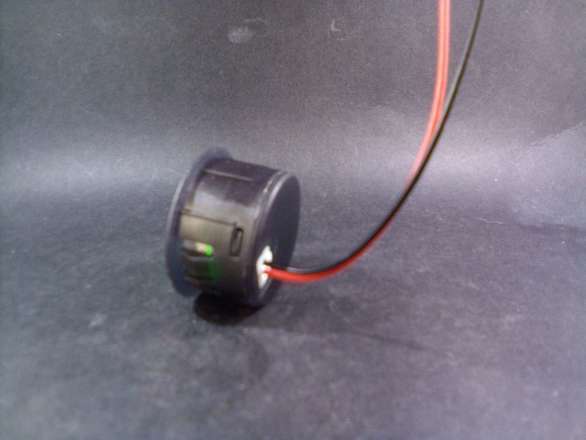 Voltmeter 4-100V, Green, 30mm Hole Round Panel Mount Push Fit