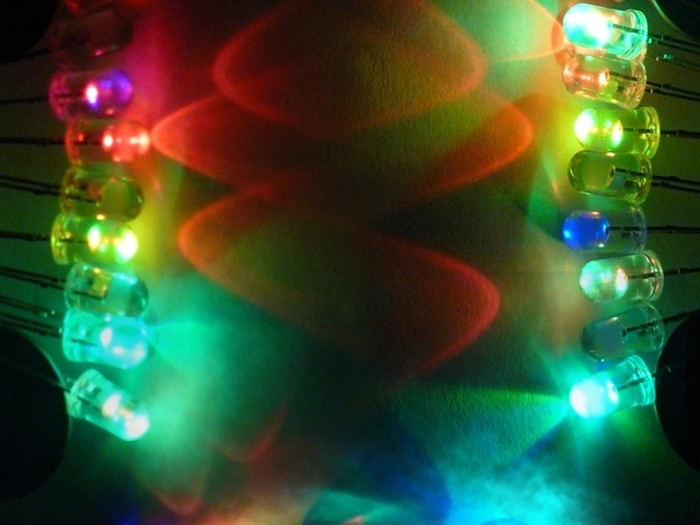 (30 of) Water Clear Auto Colour Changing - Fast Fade/Flash - 5mm LEDs