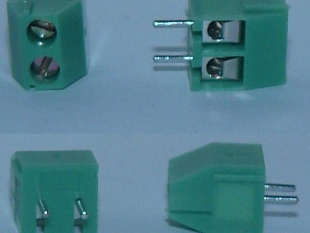 (4 of) 2 pole 3.5mm Screw Terminal