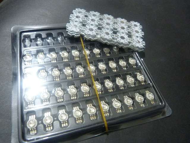 CLEARANCE Lot of RGB High Power LEDs and Mounting Plates (40 pcs)